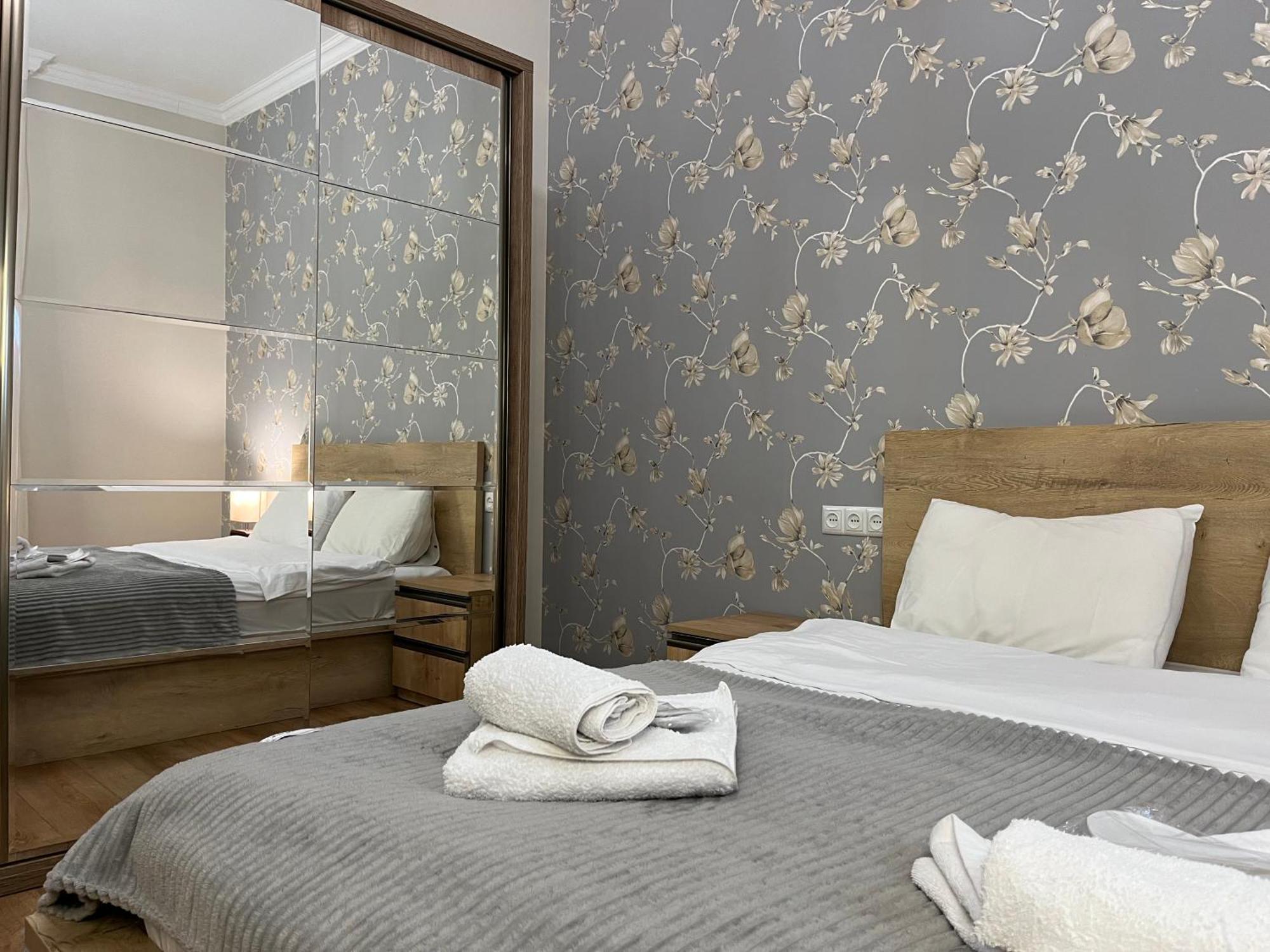 Honeymoon Apartments In Old Tbilisi Exterior foto